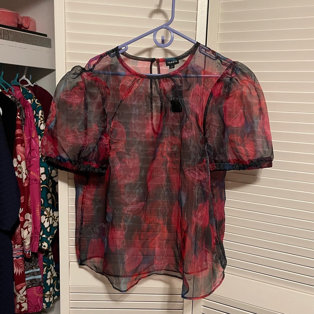 Black floral or Ava az